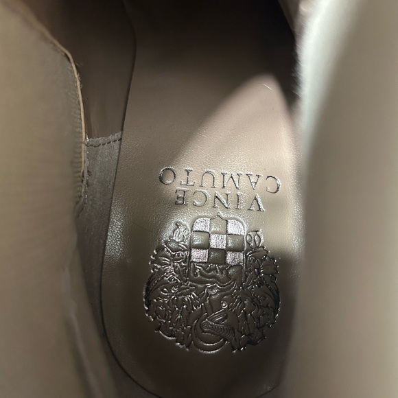 Vince Camuto Ernessa Boot Size 8.5 - Picture 5 of 5